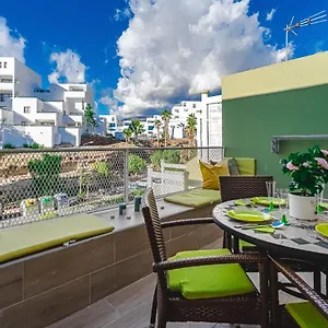 Apartamento Orlando. Amazing Location. Completely Renovated!, Costa Adeje (Tenerife)